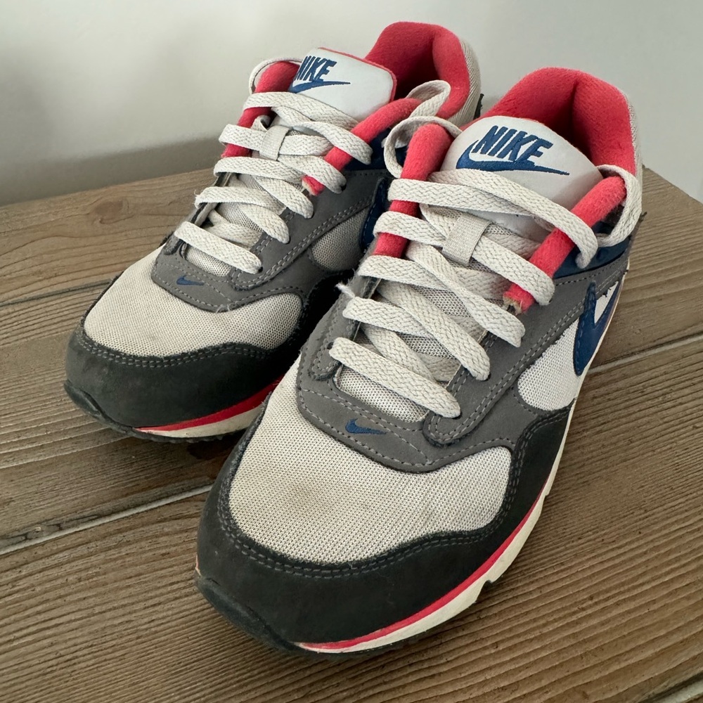 Nike Air Max Correlate - Picture 2 of 7